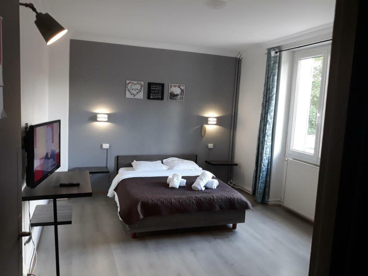 Hotel St Charles Rambouillet Exterior photo